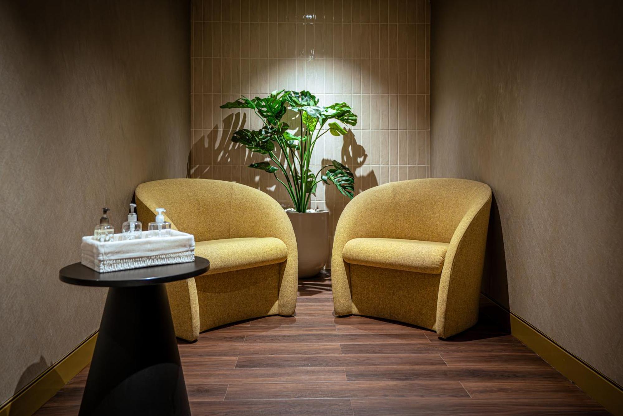 Auhotel -Zayed International Airport-Located In Transit Area -Onwards Boarding Pass Required Абу Даби Екстериор снимка